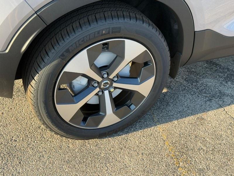 new 2026 Volvo XC40 car, priced at $50,150