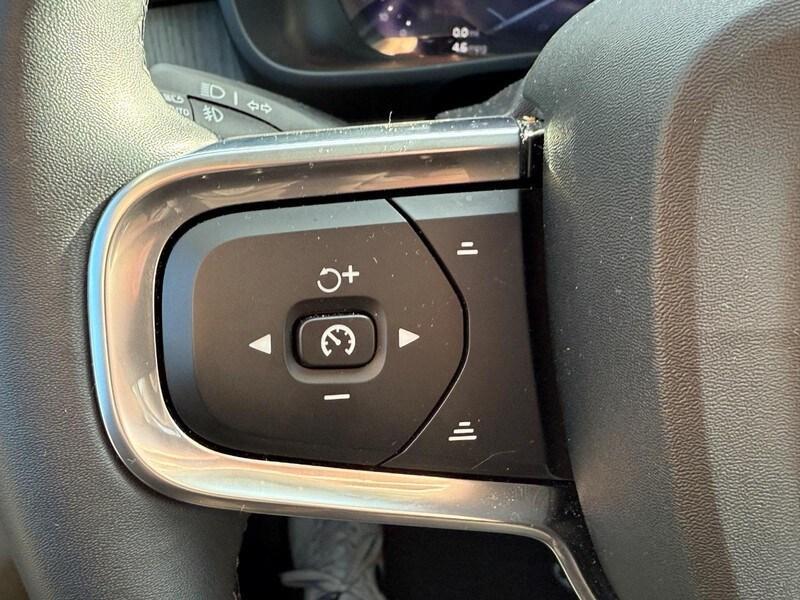 new 2026 Volvo XC40 car, priced at $49,252