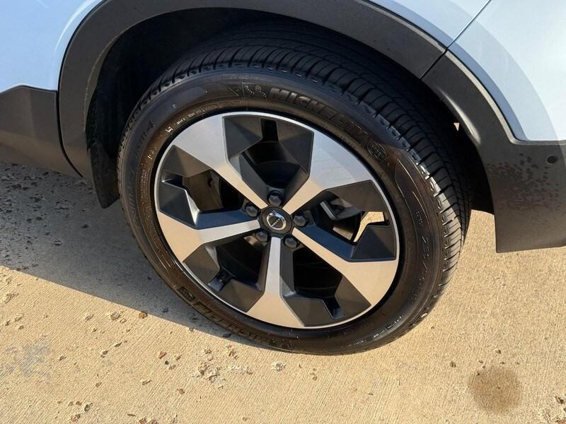 used 2025 Volvo XC40 car, priced at $36,871