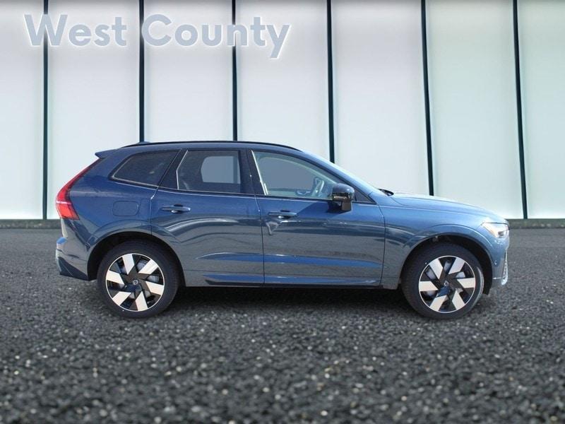 new 2025 Volvo XC60 Plug-In Hybrid car, priced at $67,425