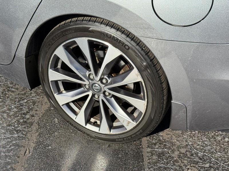 used 2020 Nissan Maxima car, priced at $25,000