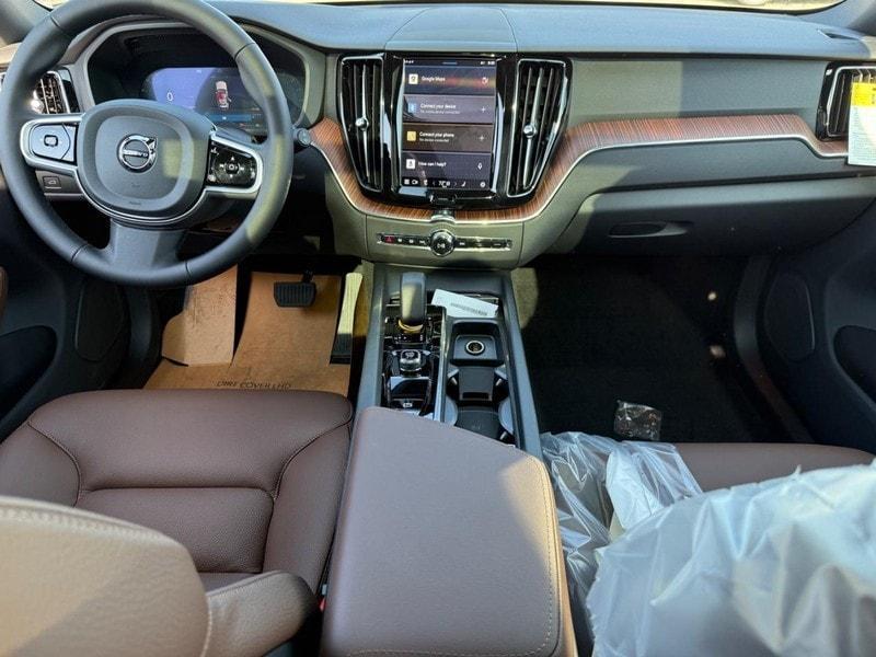 new 2025 Volvo XC60 car, priced at $54,545