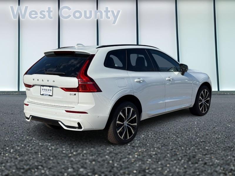 new 2025 Volvo XC60 car, priced at $54,545