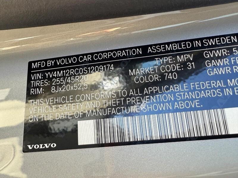 new 2025 Volvo XC60 car, priced at $55,360