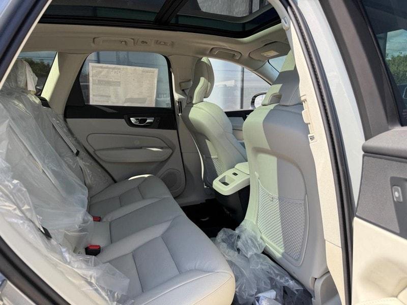 new 2025 Volvo XC60 car, priced at $55,360