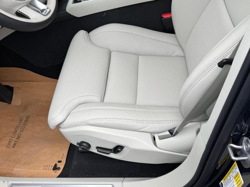 new 2026 Volvo XC90 car, priced at $76,525