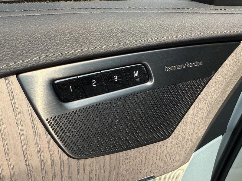 used 2022 Volvo XC90 Recharge Plug-In Hybrid car, priced at $57,911