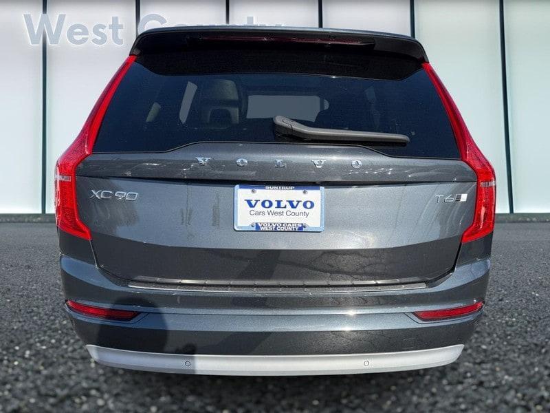 used 2022 Volvo XC90 car, priced at $38,882