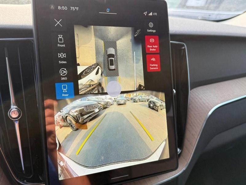 new 2026 Volvo XC60 car, priced at $57,985