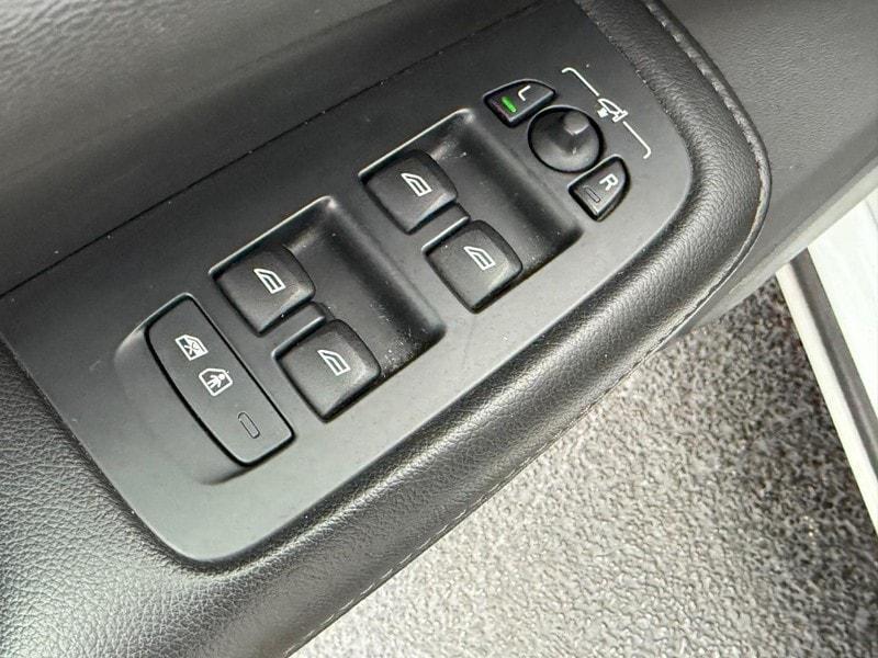 used 2021 Volvo S60 car, priced at $27,914