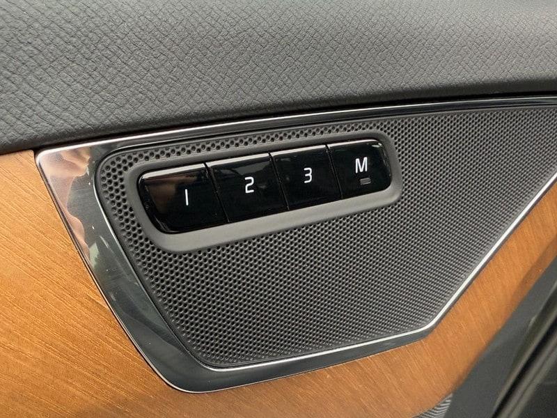 used 2022 Volvo XC90 car, priced at $36,882