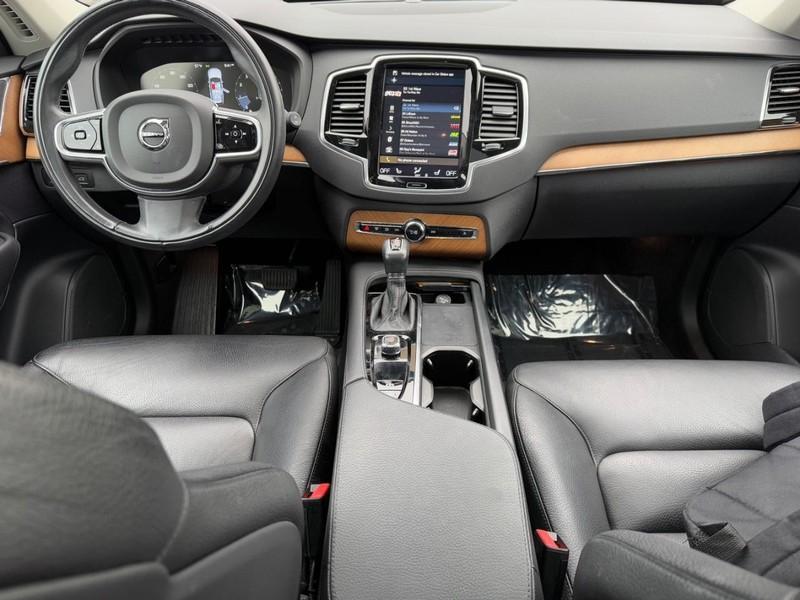 used 2022 Volvo XC90 car, priced at $36,882