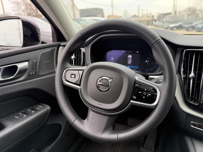 new 2025 Volvo XC60 Plug-In Hybrid car, priced at $63,425