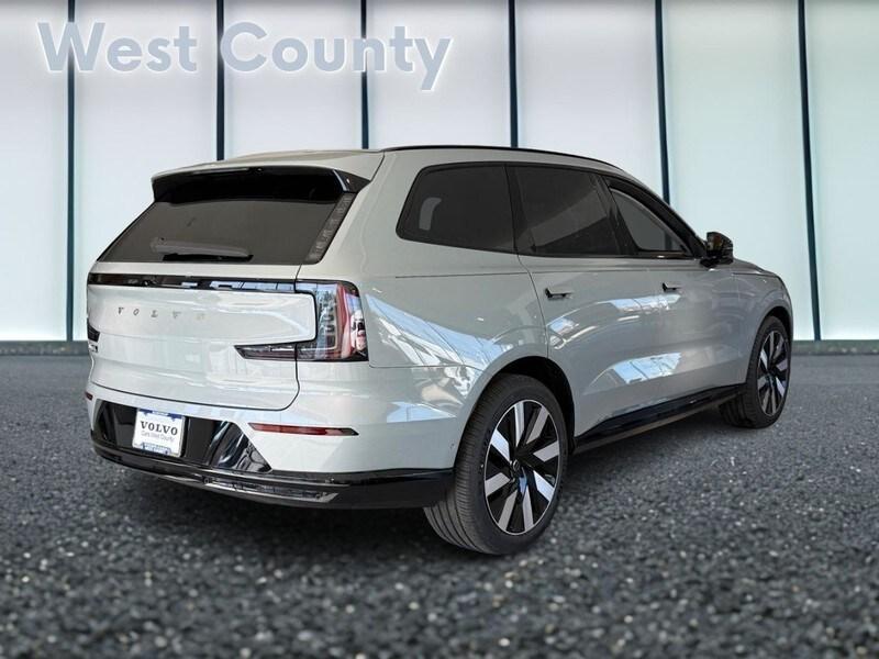 new 2025 Volvo EX90 car, priced at $83,140