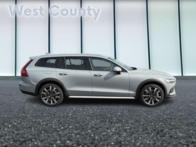 new 2025 Volvo V60 Cross Country car, priced at $59,025