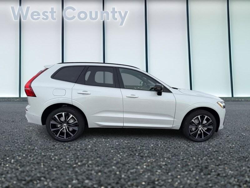 new 2025 Volvo XC60 car, priced at $55,750