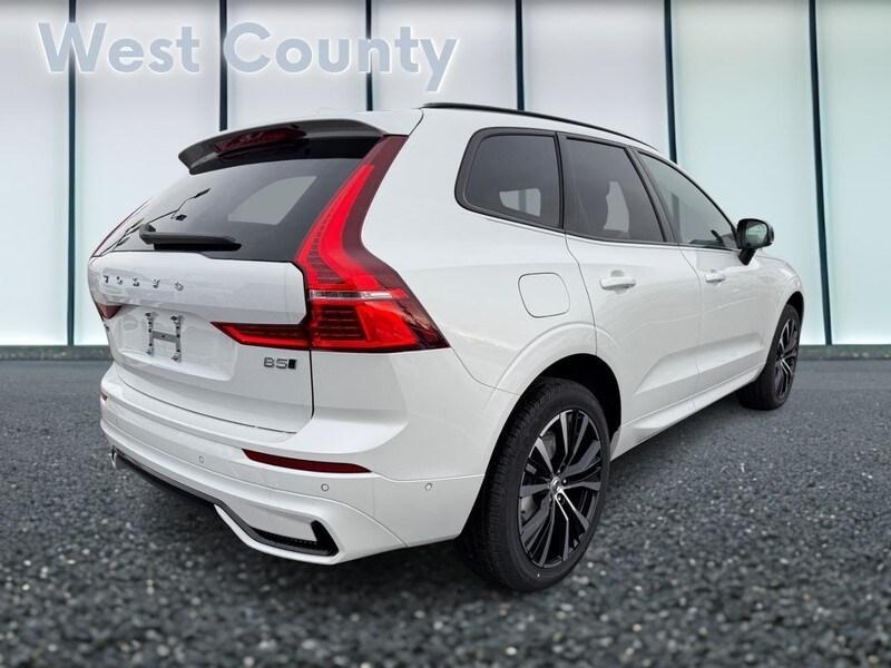 new 2025 Volvo XC60 car, priced at $55,750