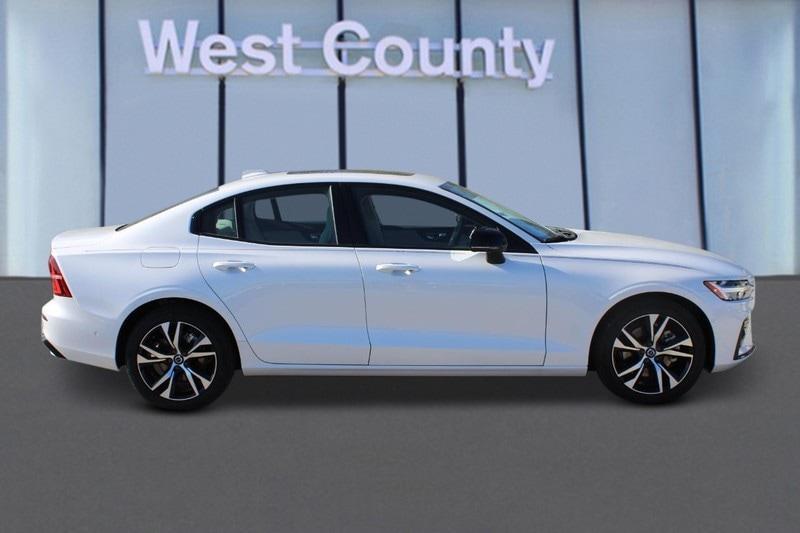 new 2024 Volvo S60 car, priced at $47,975