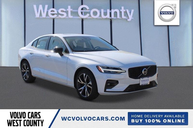 new 2024 Volvo S60 car, priced at $47,975