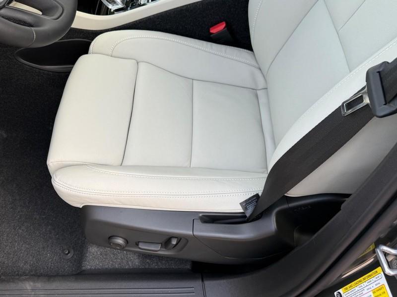 new 2026 Volvo XC40 car, priced at $50,150
