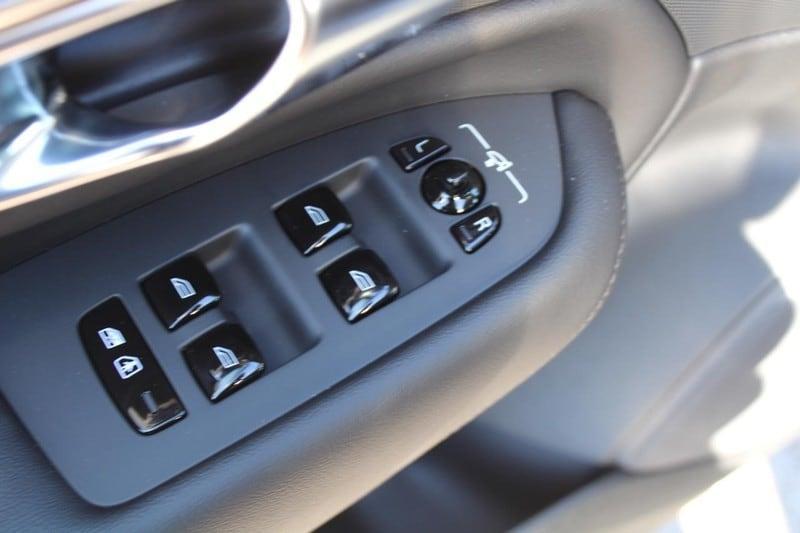 new 2025 Volvo XC90 Plug-In Hybrid car, priced at $71,265