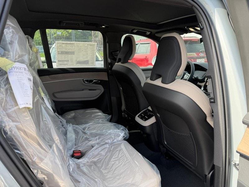 new 2025 Volvo XC90 car, priced at $69,155