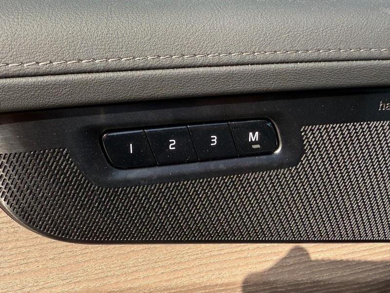 new 2025 Volvo XC90 car, priced at $69,155