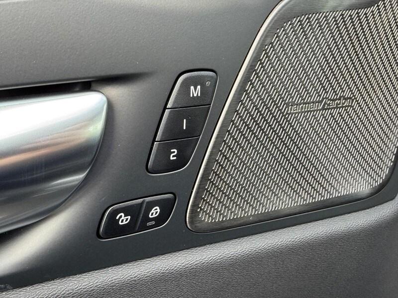new 2026 Volvo XC60 car, priced at $63,935