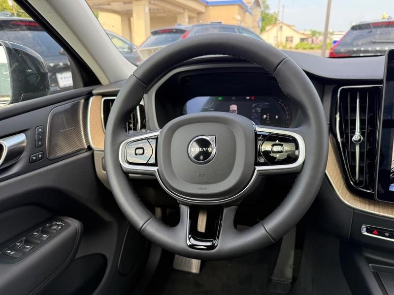 new 2026 Volvo XC60 car, priced at $63,935