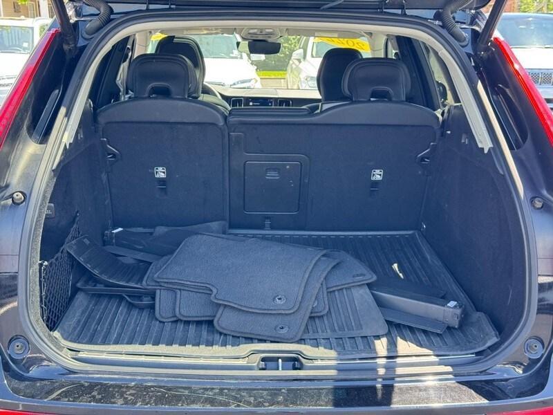 used 2022 Volvo XC60 car, priced at $37,822