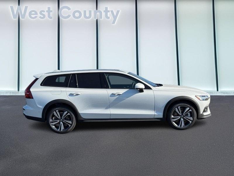 new 2026 Volvo V60 Cross Country car, priced at $57,370