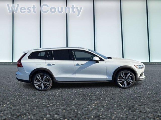 new 2026 Volvo V60 Cross Country car, priced at $57,370