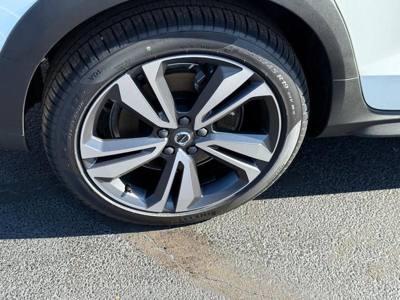 new 2026 Volvo V60 Cross Country car, priced at $57,370