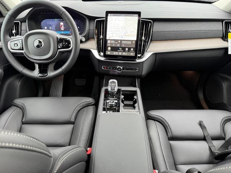new 2026 Volvo XC90 car, priced at $75,155
