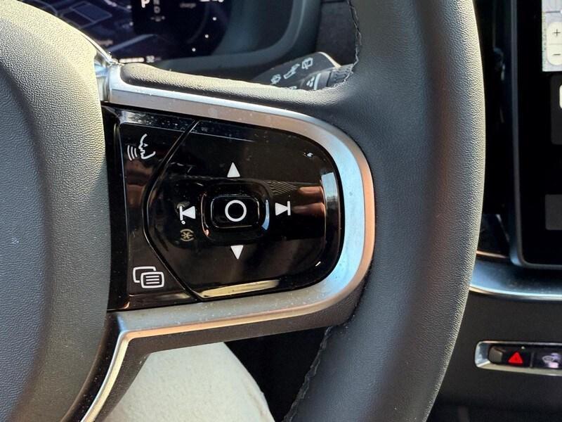 new 2026 Volvo XC90 Plug-In Hybrid car, priced at $77,630