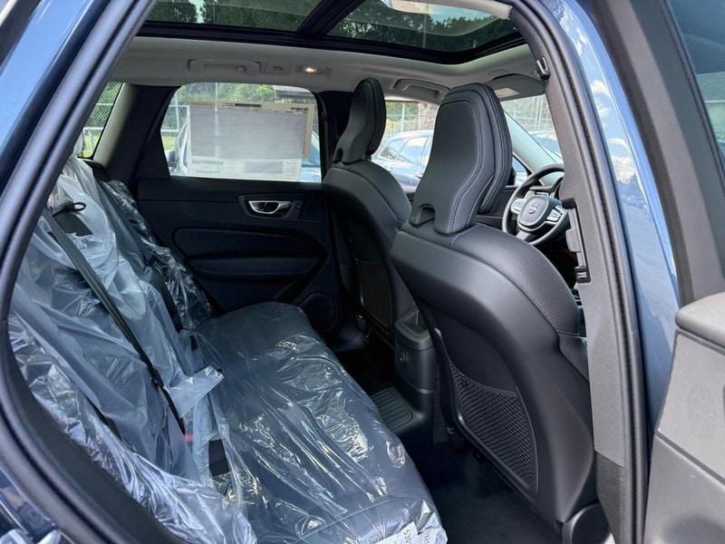 new 2025 Volvo XC60 Plug-In Hybrid car, priced at $66,260