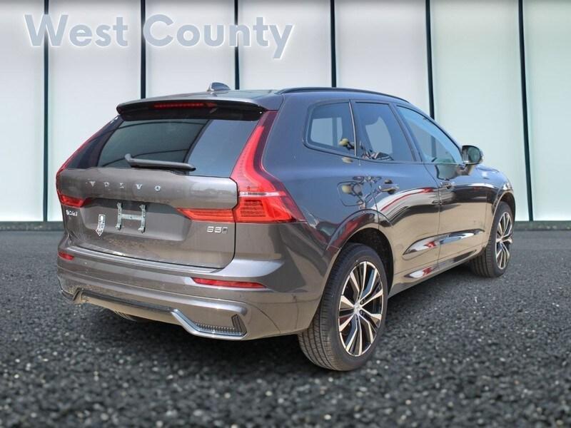 new 2024 Volvo XC60 car, priced at $52,720