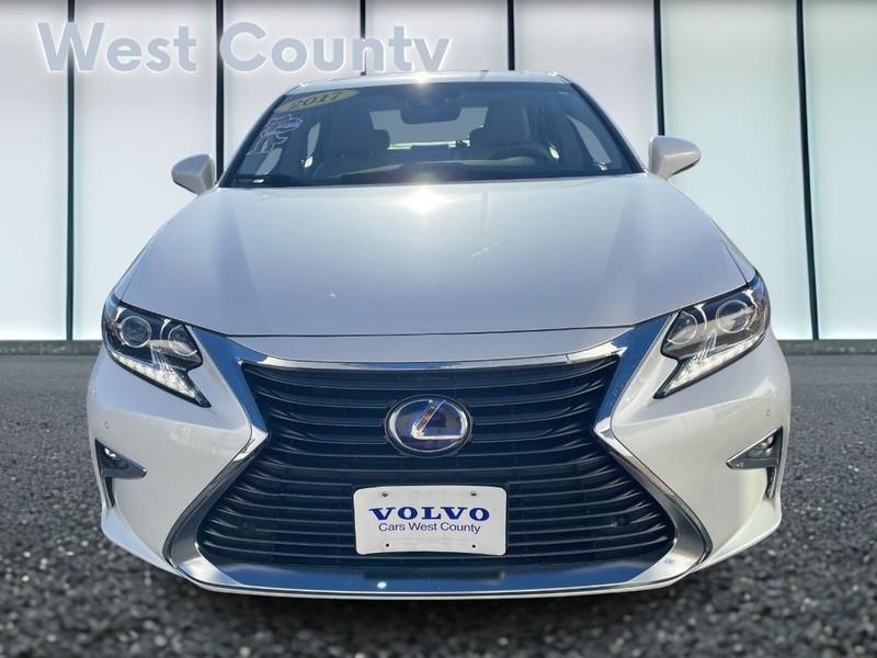 used 2017 Lexus ES 300h car, priced at $27,822