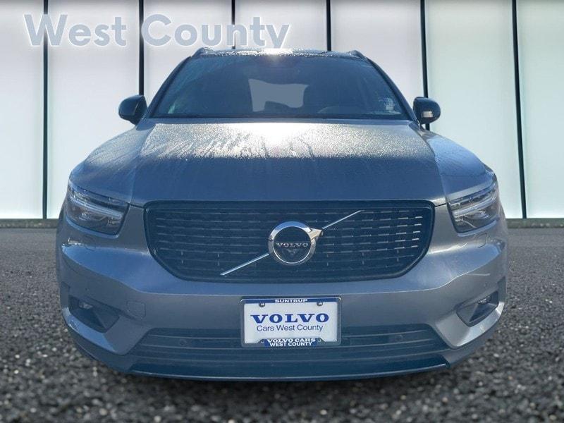 used 2019 Volvo XC40 car, priced at $21,988