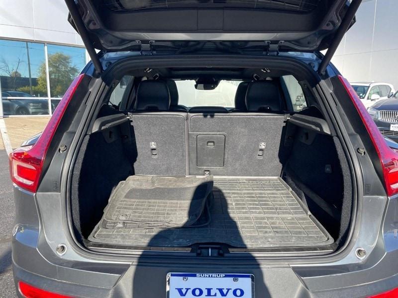 used 2019 Volvo XC40 car, priced at $21,988