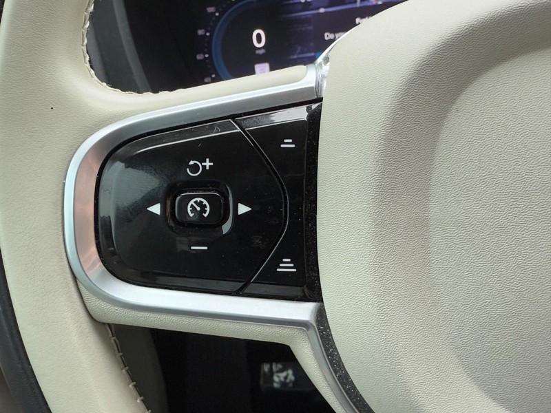 used 2023 Volvo XC60 car, priced at $33,981