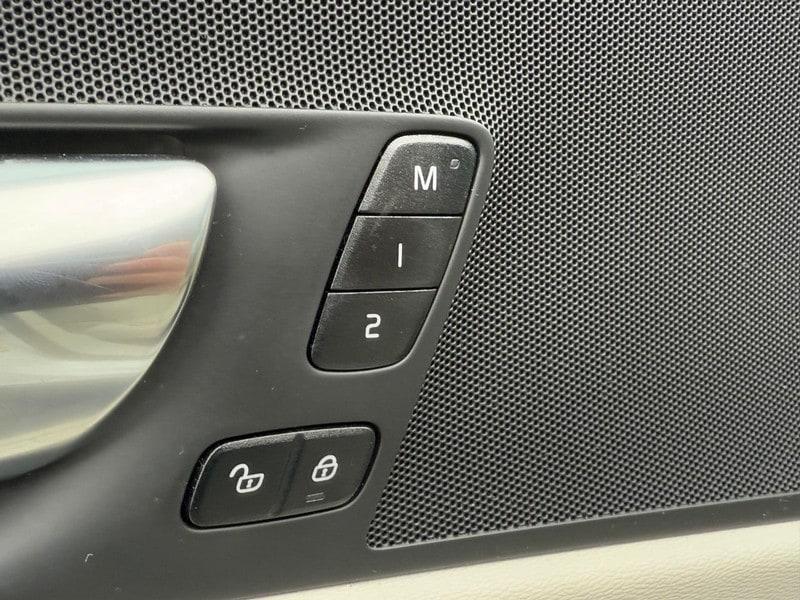 used 2023 Volvo XC60 car, priced at $33,981