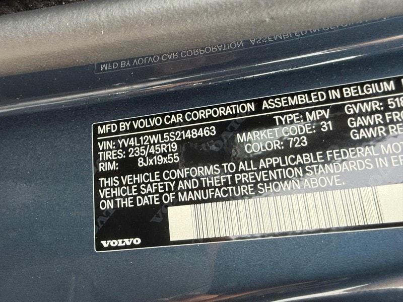 new 2025 Volvo V60 Cross Country car, priced at $59,025