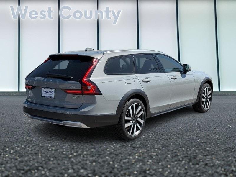 new 2025 Volvo V90 Cross Country car, priced at $68,905