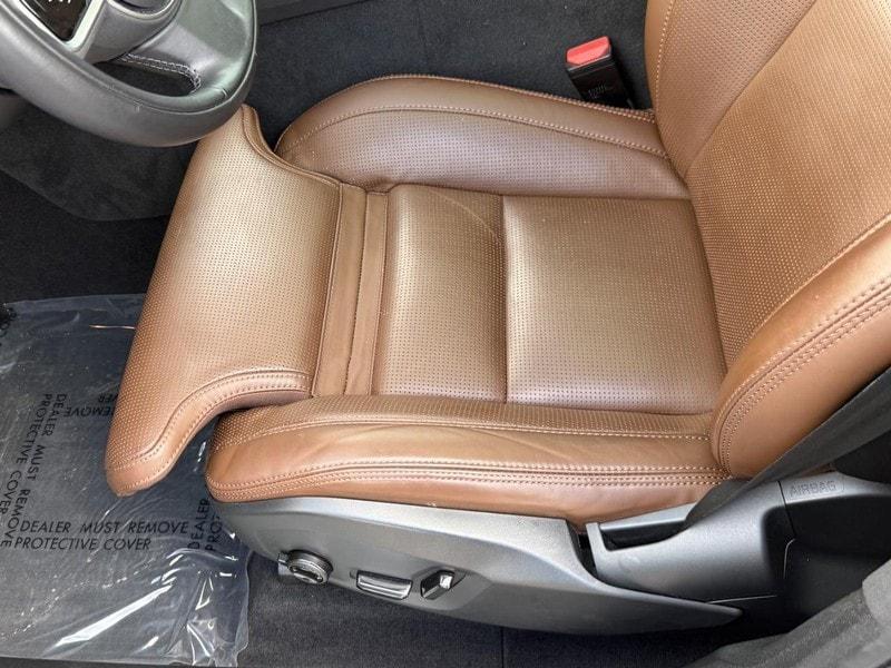 used 2022 Volvo XC60 car, priced at $37,420