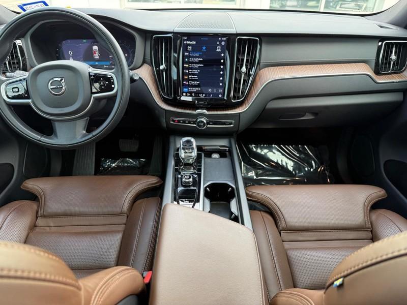 used 2022 Volvo XC60 car, priced at $37,420