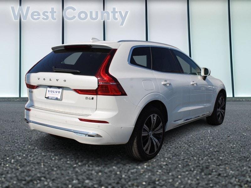 used 2022 Volvo XC60 car, priced at $39,500