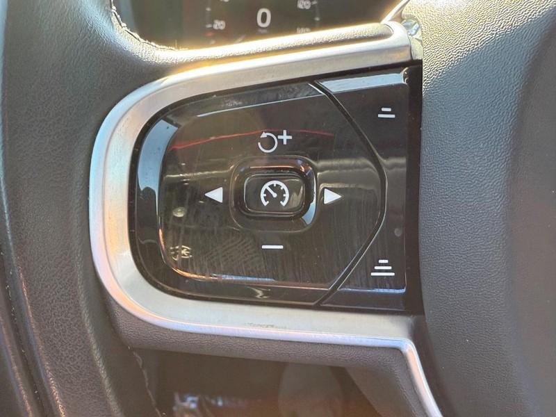 used 2022 Volvo XC90 car, priced at $43,983