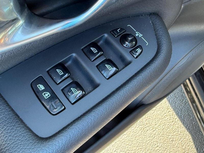 used 2022 Volvo XC90 car, priced at $43,983