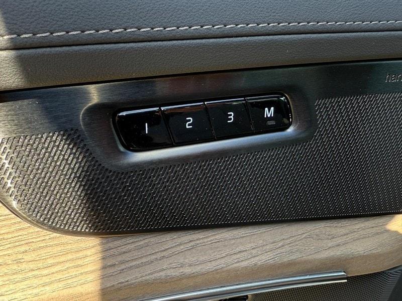 new 2025 Volvo XC90 Plug-In Hybrid car, priced at $82,405
